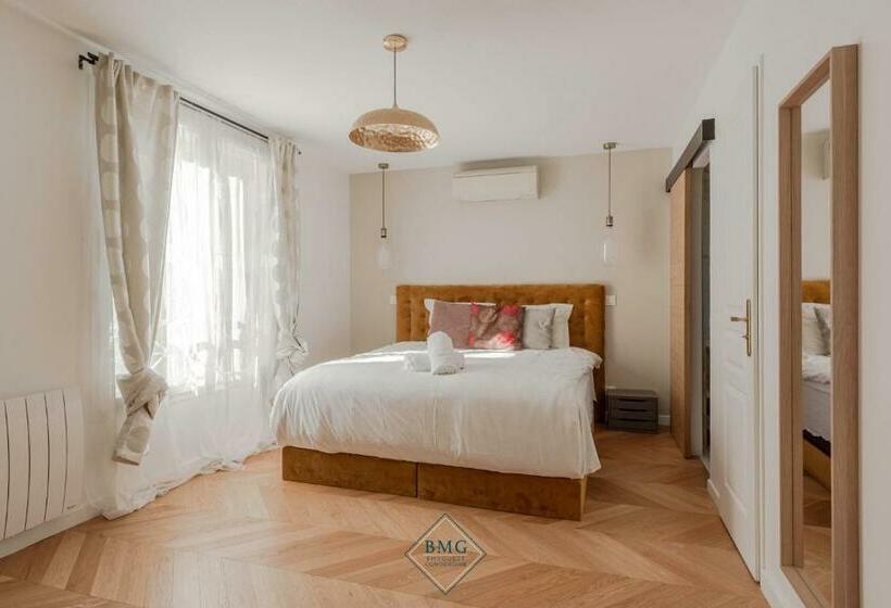 Sunnyside House Disneyland Bmyguest