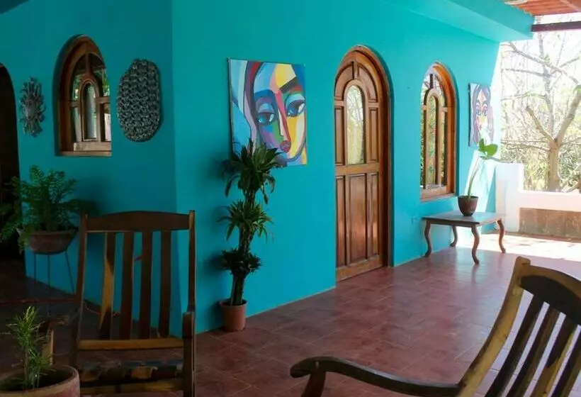 ベッドアンドブレックファースト Casa De Los Cocos