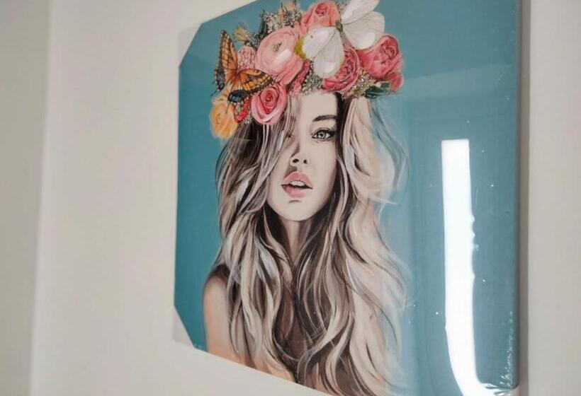 مبيت وإفطار Casa Red Rose