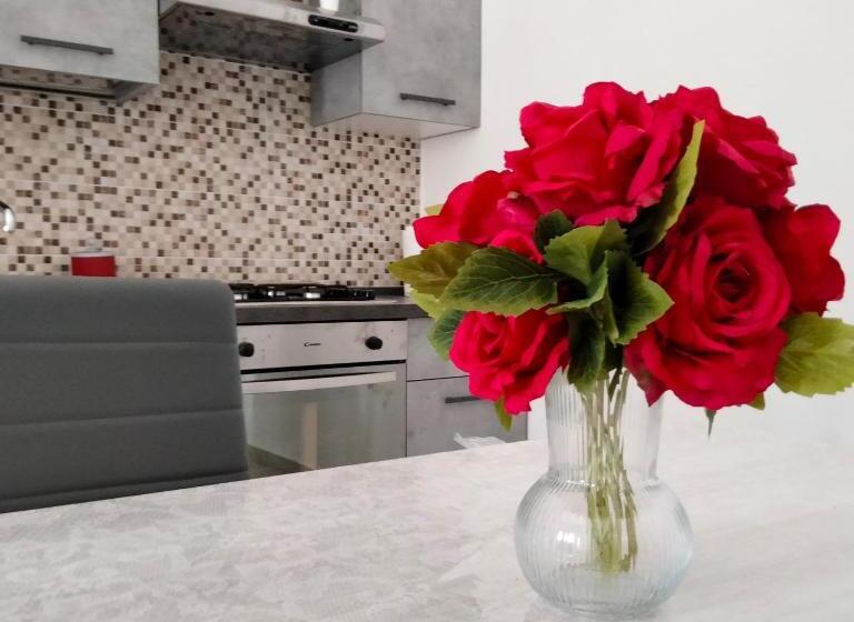 مبيت وإفطار Casa Red Rose