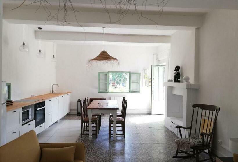 Déjeuner Au Bord De L Eau