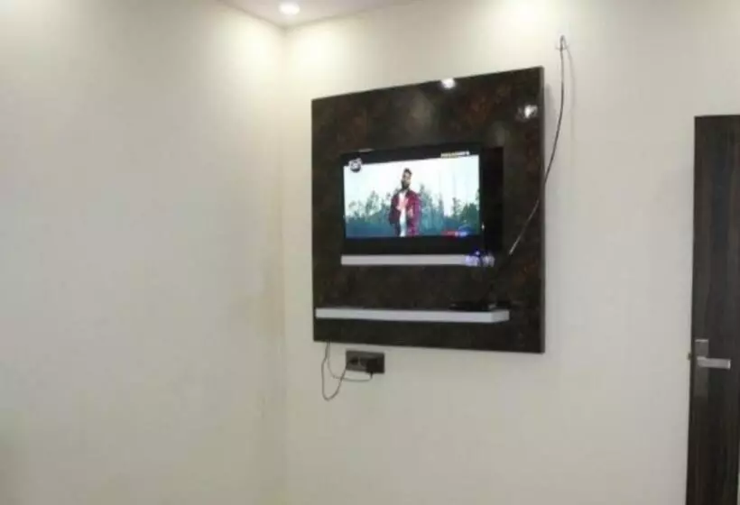 ホテル Bodhi Grand, Bodhgaya