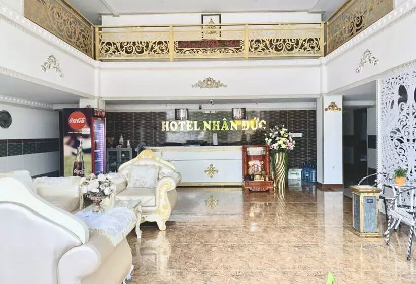 هتل Nhan Duc