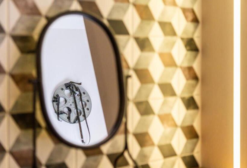 פנסיון Iknos Accommodation