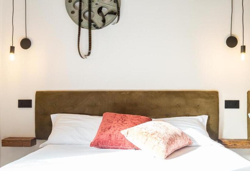 פנסיון Iknos Accommodation