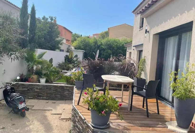 ペンション Maison Lilomel