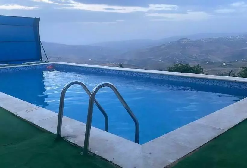 Lion S Den Chalet,شالية عرين الاسد