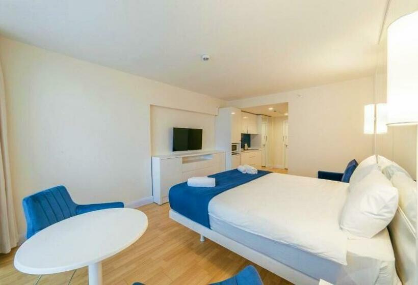 Batumi Sea Line Apart