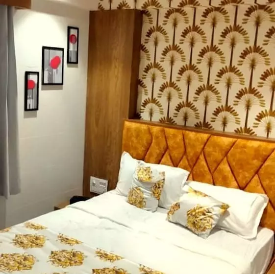 ホテル Pride Villa