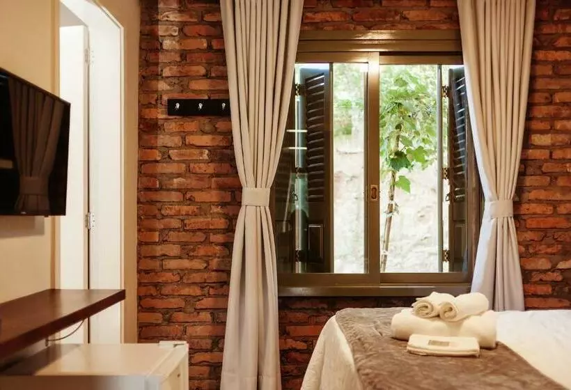 پانسیون Pousada Calza   Vale Dos Vinhedos   Bento Gonçalves