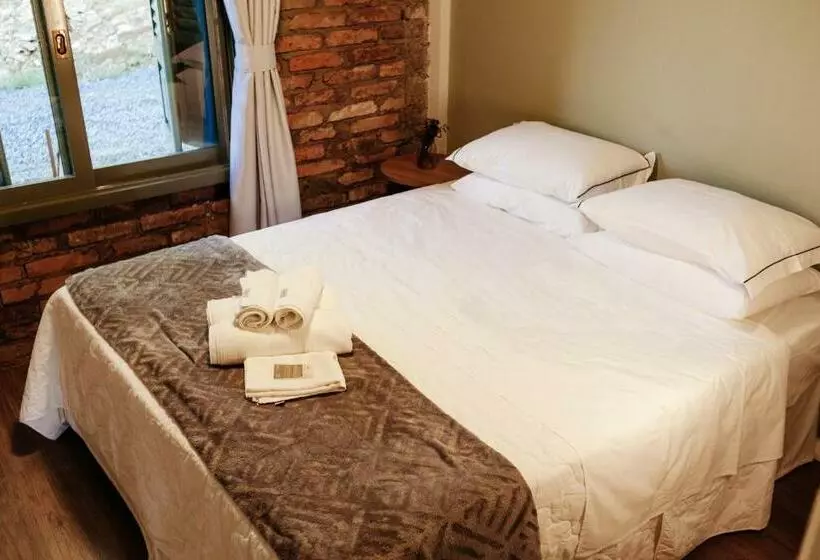 پانسیون Pousada Calza   Vale Dos Vinhedos   Bento Gonçalves