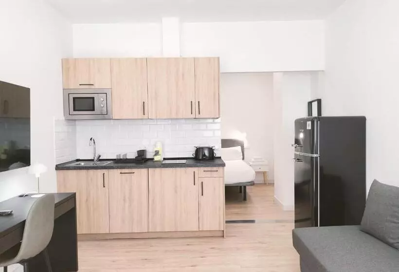 Apartamentos La Brava By Gaiarooms