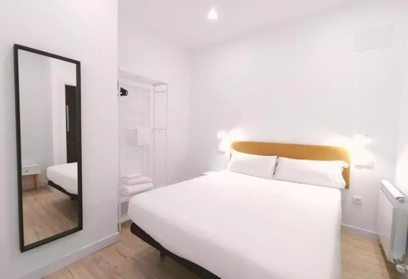 Apartamentos La Brava By Gaiarooms