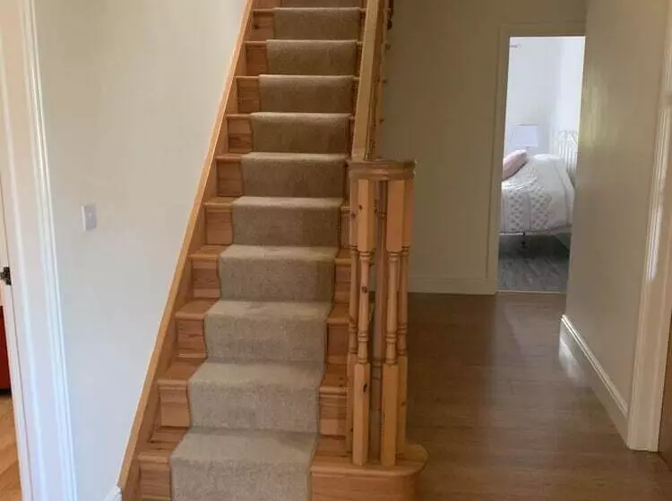 Captivating 4 Bed House In West Wales