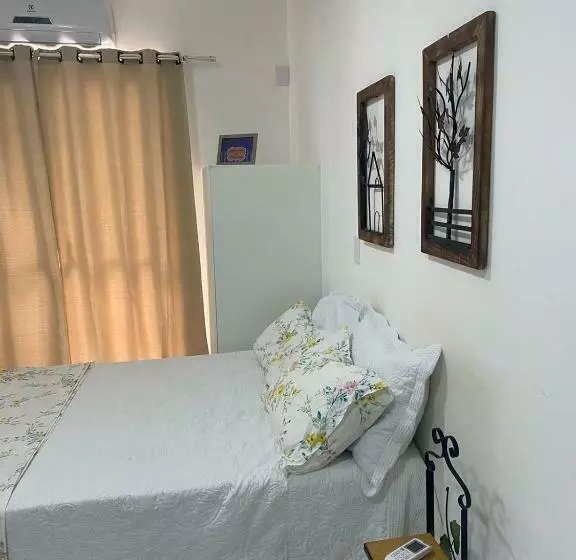 Flat Bervely Hills 308