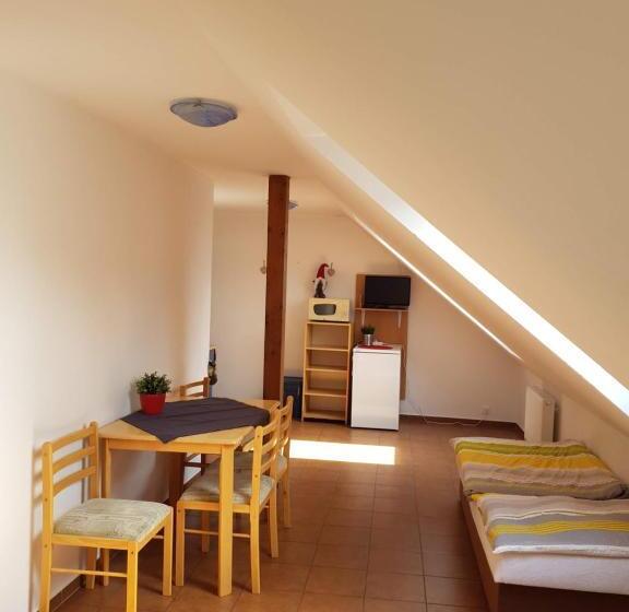 ペンション Penzion U Polenů