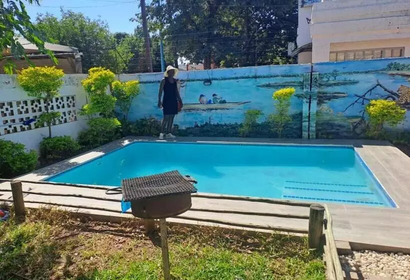 پانسیون Universe Guesthouse