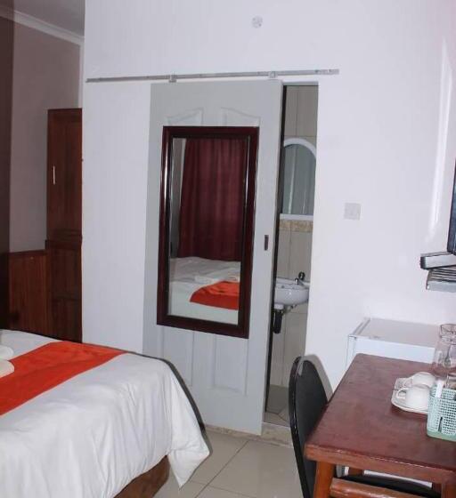 بنسيون Universe Guesthouse