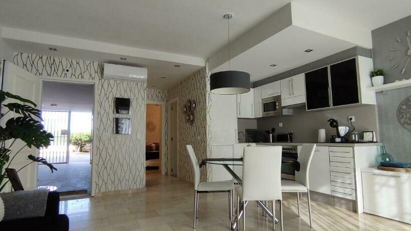 Denia Beach Apartment Jardín Privado Y Piscina