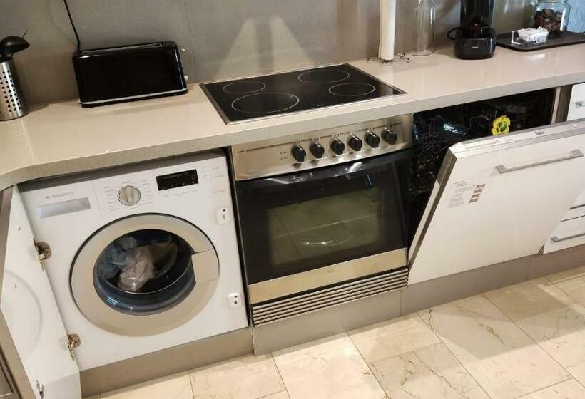 Denia Beach Apartment Jardín Privado Y Piscina