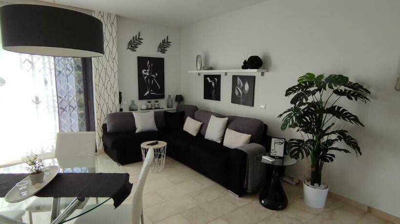 Denia Beach Apartment Jardín Privado Y Piscina