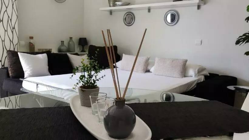 Denia Beach Apartment Jardín Privado Y Piscina