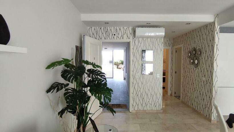 Denia Beach Apartment Jardín Privado Y Piscina