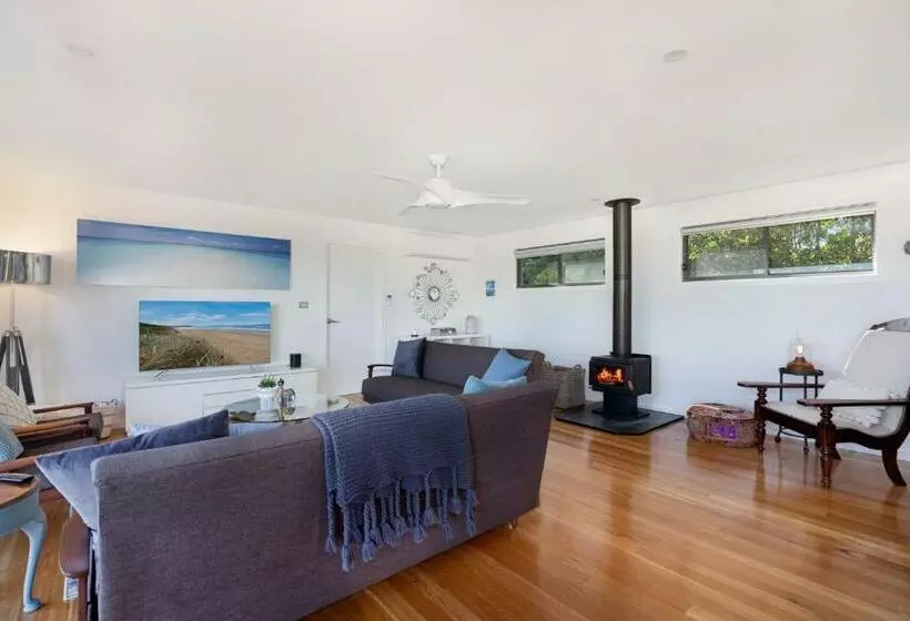 East52a   Lake Views