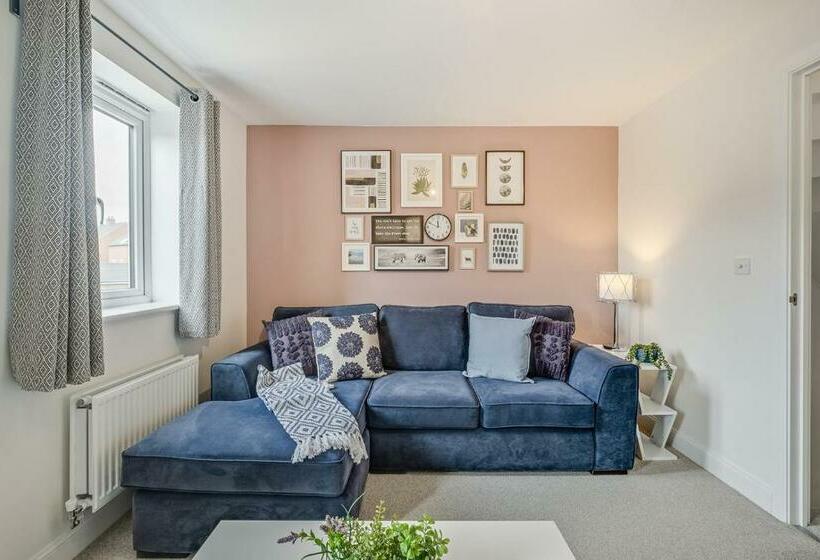 Stunning Family Friendly Home Free Parking