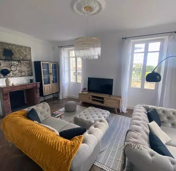 La Madeleine, Nichée Au Cœur De Saint émilion