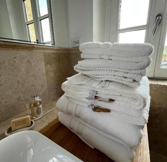 La Madeleine, Nichée Au Cœur De Saint émilion