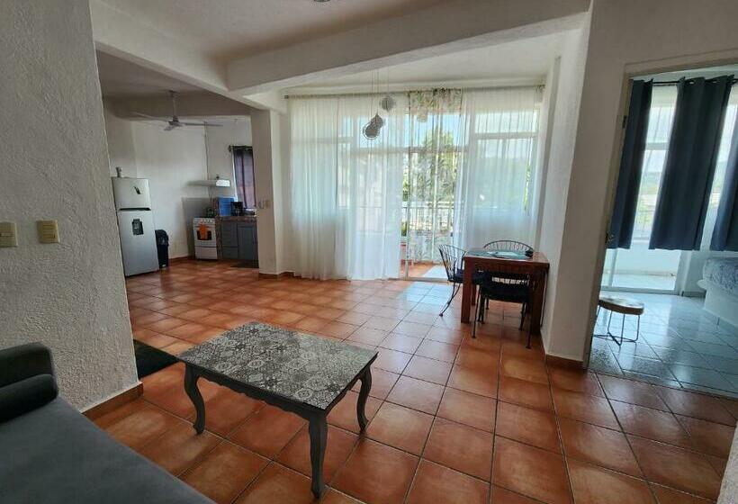 1 Br Apt With Ac , Tv , Wi Fi Near Dt And Beach