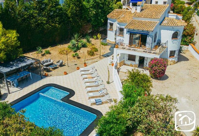 Villa Cinco Soles By Abahana Villas