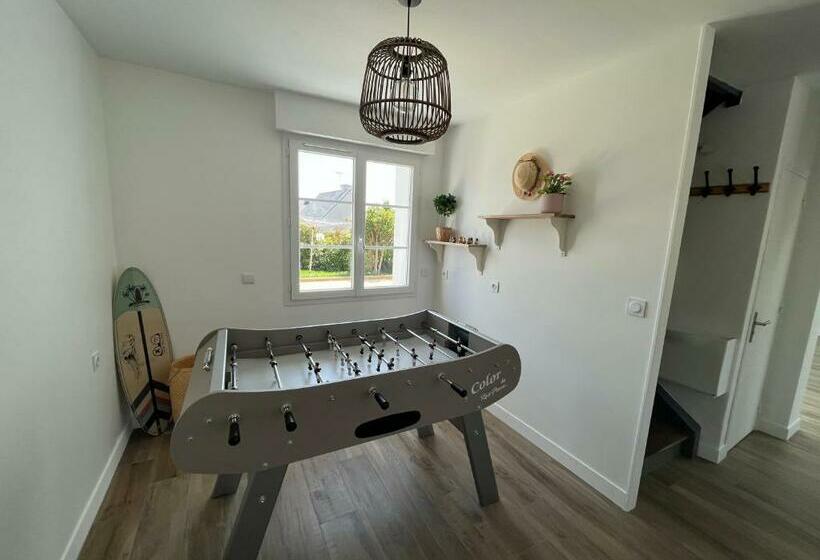 Maison De Famille Avec Piscine