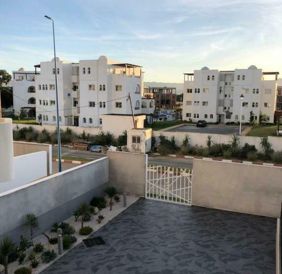 New Apartment Near The Sea