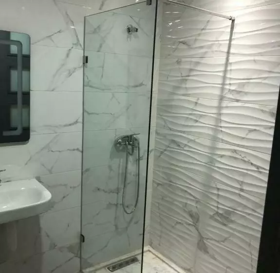 New Apartment Near The Sea