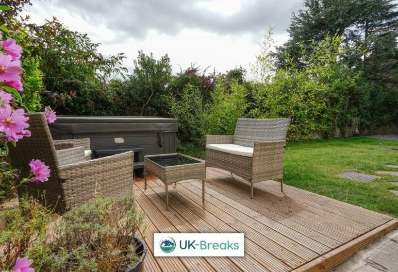 The Historic Bulls Head Grade Ii Listed