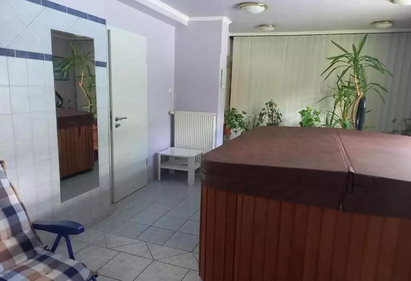 Barbara Wellness Pension