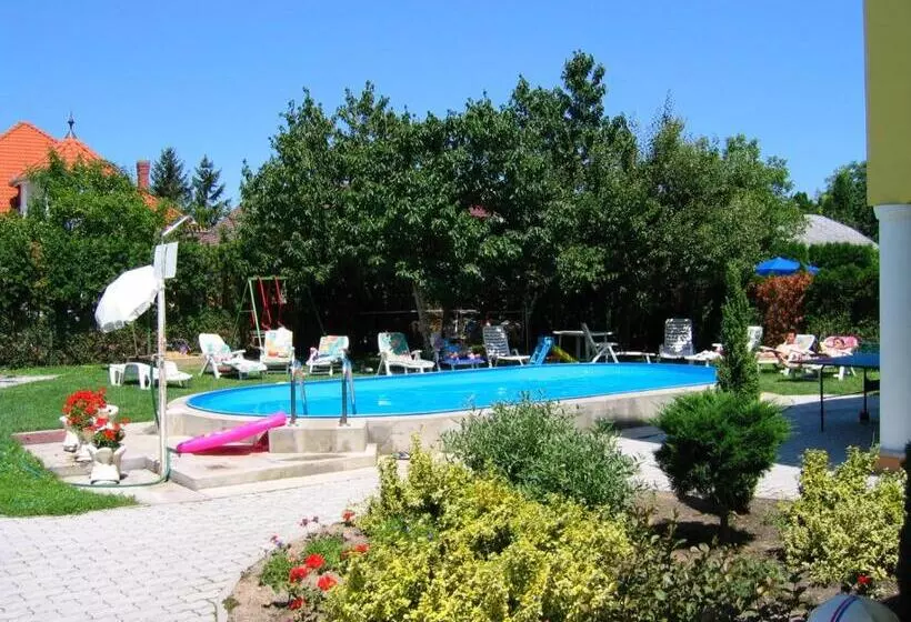 Barbara Wellness Pension