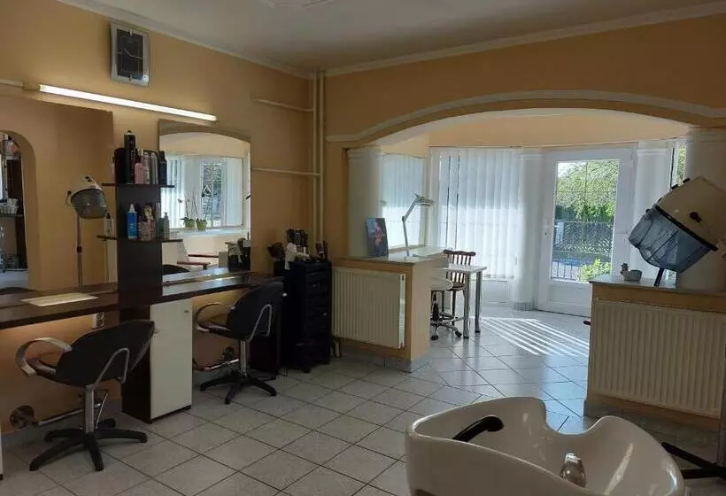 Barbara Wellness Pension