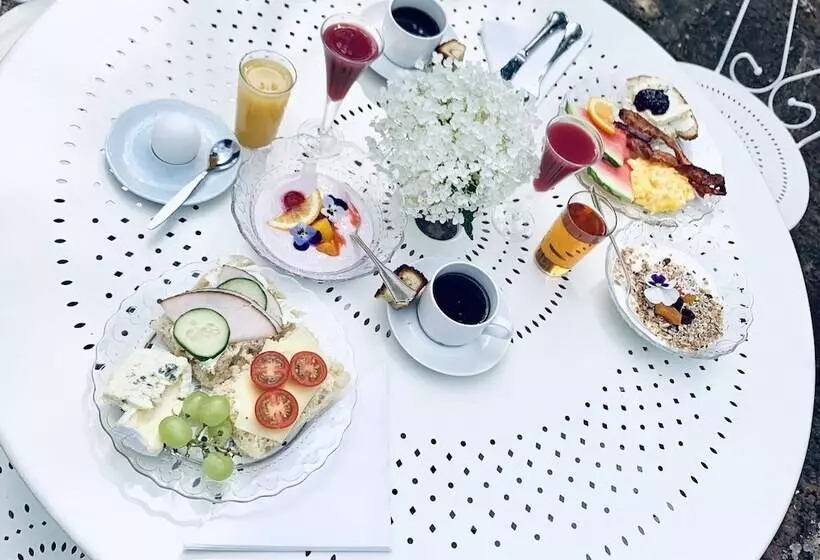 Drottning Victorias Hotell Och Vilohem