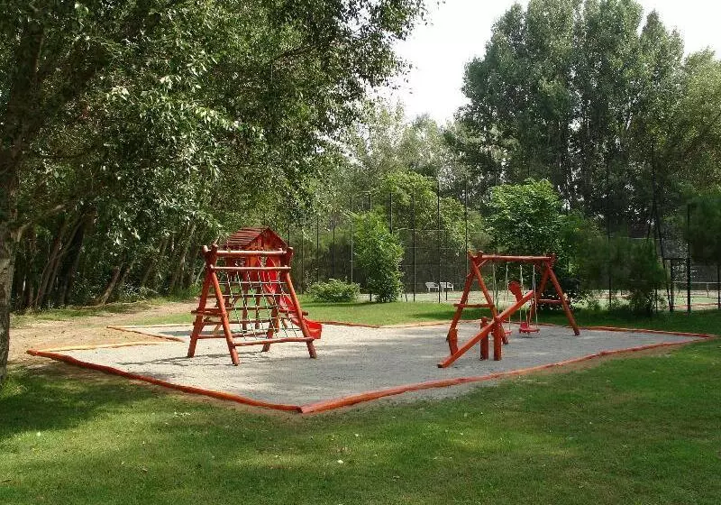 Geréby Kúria Hotel és Lovasudvar