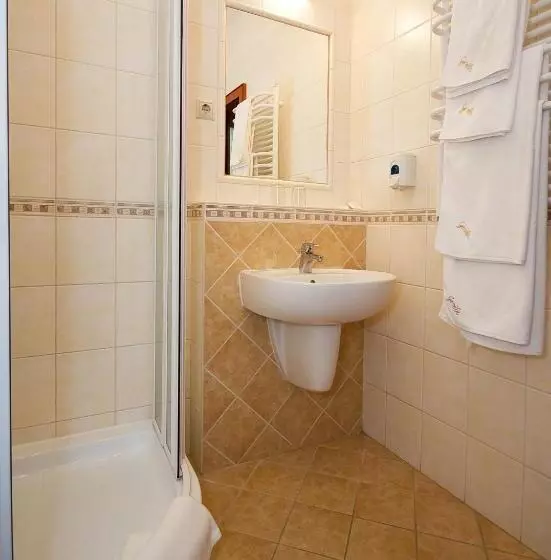 Geréby Kúria Hotel és Lovasudvar