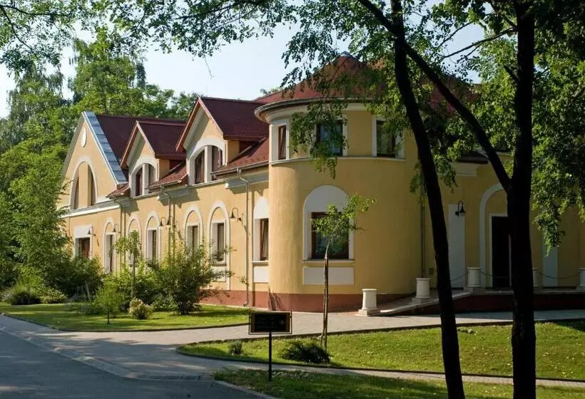 Geréby Kúria Hotel és Lovasudvar