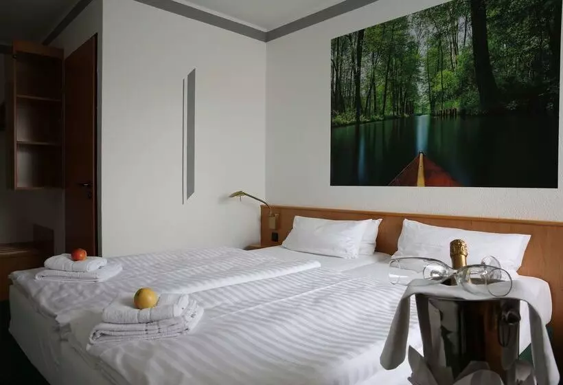 בית מלון כפרי Best Western Spreewald