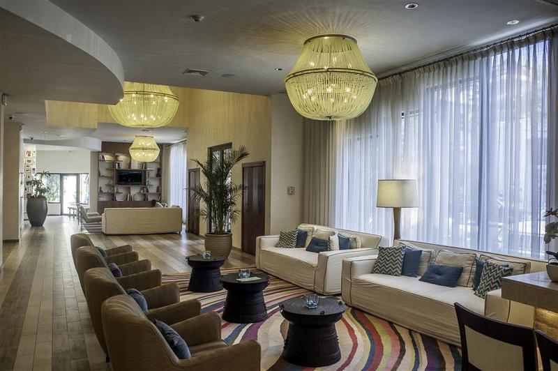 هتل Bw Premiere Petion-ville