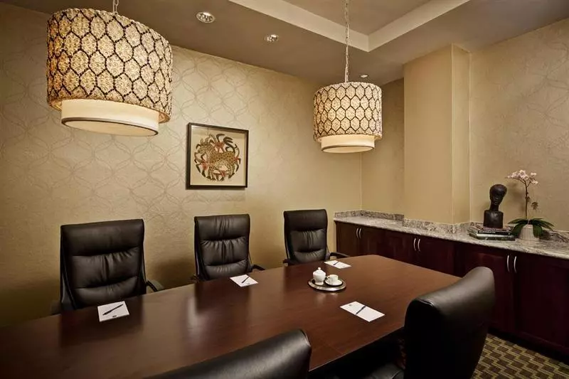 هتل Bw Premiere Petion-ville