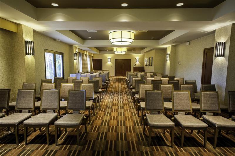 هتل Bw Premiere Petion-ville