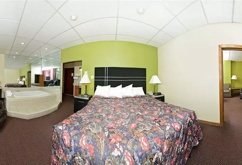 酒店 Days Inn By Wyndham Oil City Conference Center