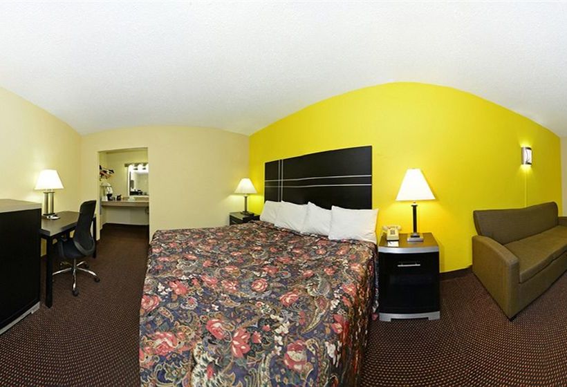 Отель Days Inn By Wyndham Oil City Conference Center